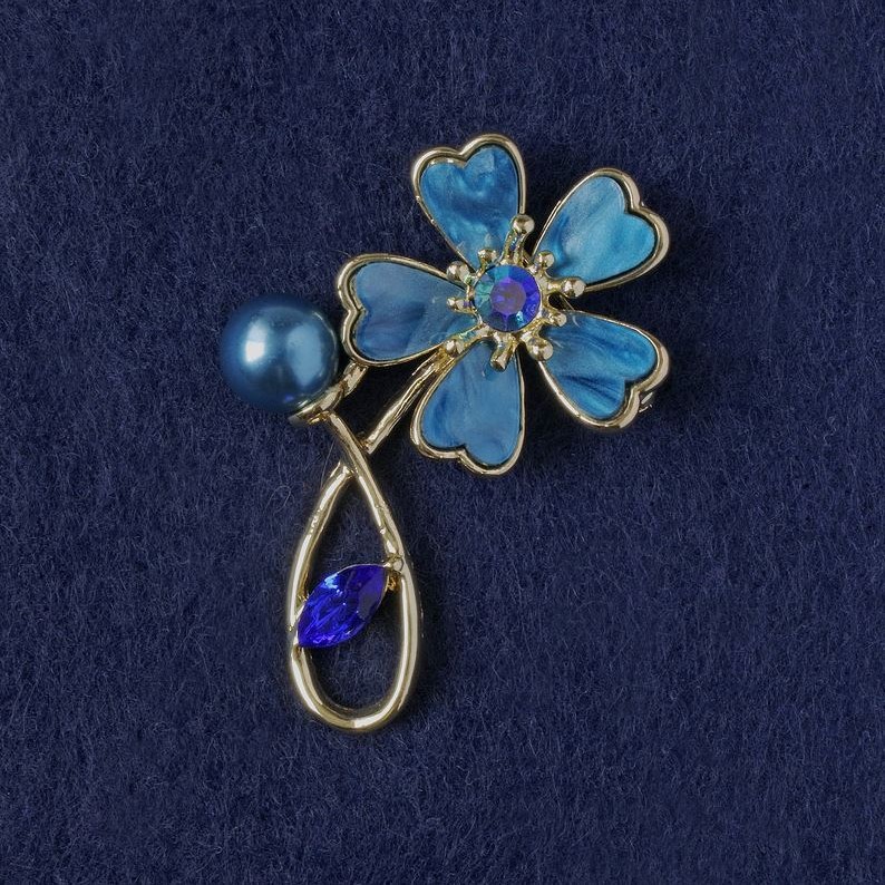 Brooch Flower Blue Pearl, Crystal, Bead, Gold-tone Metal 33x51mm
