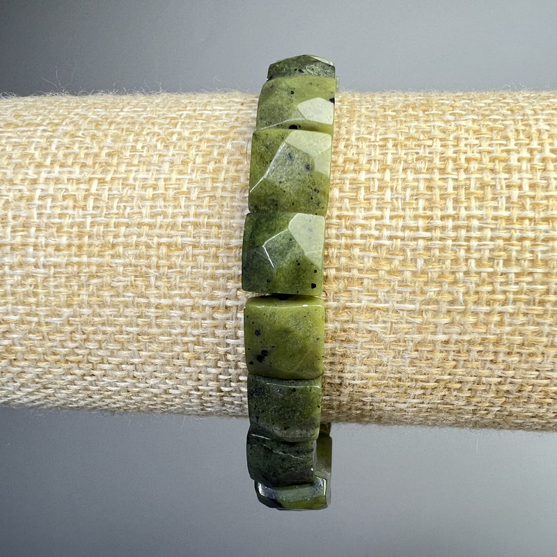 Bracelet Jadeite Canadian Natural Stone Beveled Rectangular, 9x10x5 mm+-, 5 mm+-, length 18 cm+- (stretch)