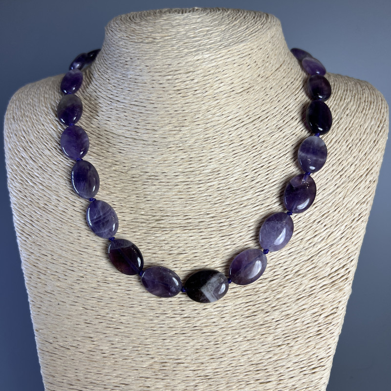 Amethyst Necklace with natural stone, oval shape, diameter 13x18x6mm, ± length 49cm