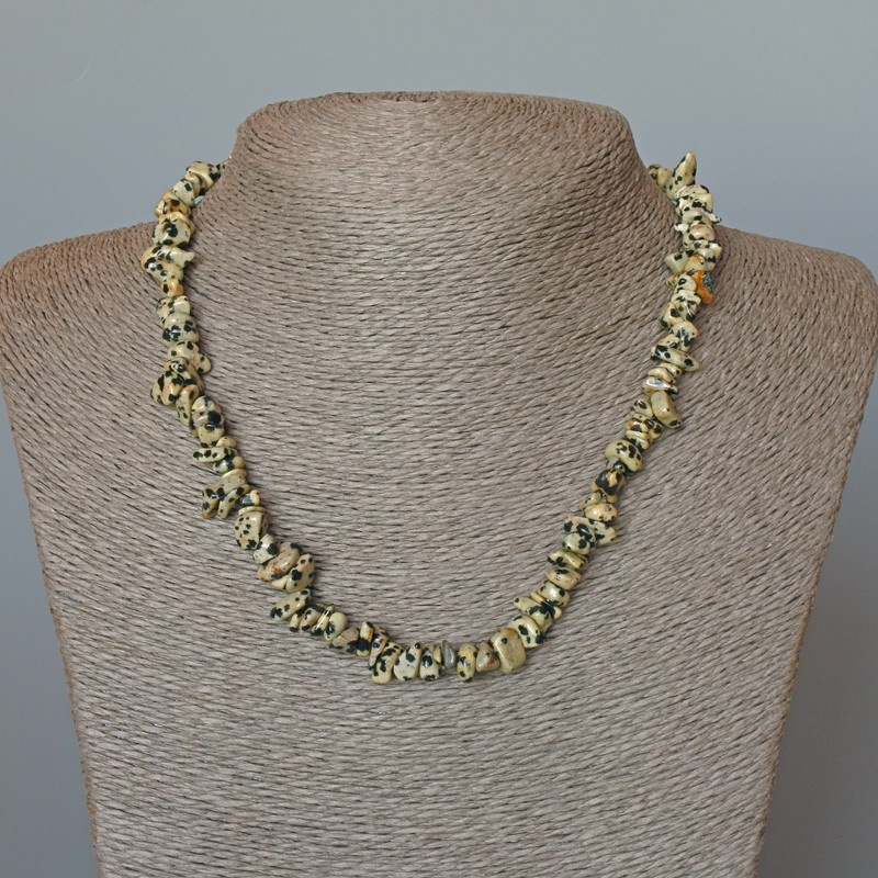 Jasper Necklace Dalmatian (Dalmatian Jasper) natural stone chip, 9×4 mm ±, length 46 cm ±