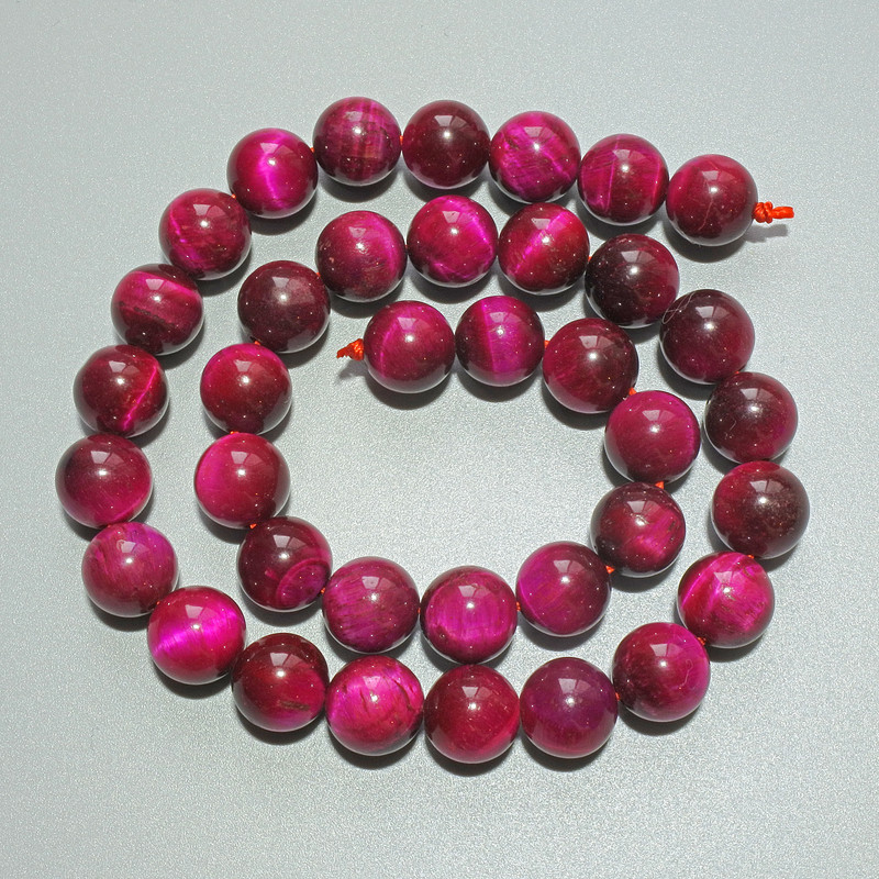 Natural Raspberry Cat's Eye Smooth Round Beads, Approx. 10 mm, Approx. 38 cm Strand