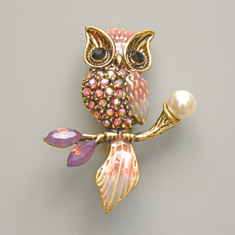 Brooch Pendant Owl in Pink Enamel with Pink Rhinestones, White Bead, Gold-toned Metal 31x38mm