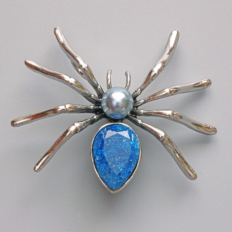 Brooch-Pendant Spider blue with aquarium effect, gray bead, silver metal 45x39mm
