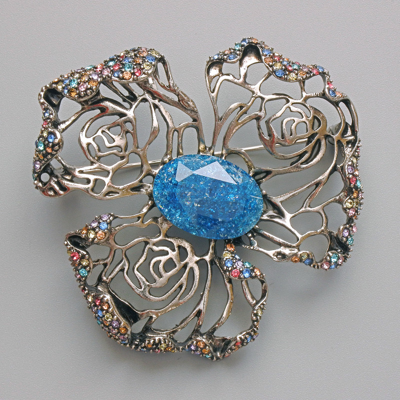 Brooch pendant Flower blue aquarium effect, multicolored rhinestones, golden metal 51x51mm