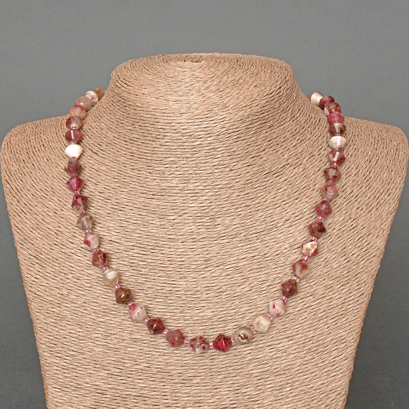 Necklace Turquoise? Wait: need Turmaline. Name: Turmaline natural gemstone cut diamond shape 8x8mm+-, length 49cm, with seed beads