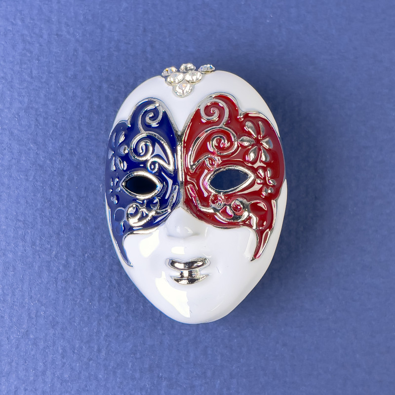 Brooch Mask white black burgundy enamel white crystals silver-toned metal 27x39mm+