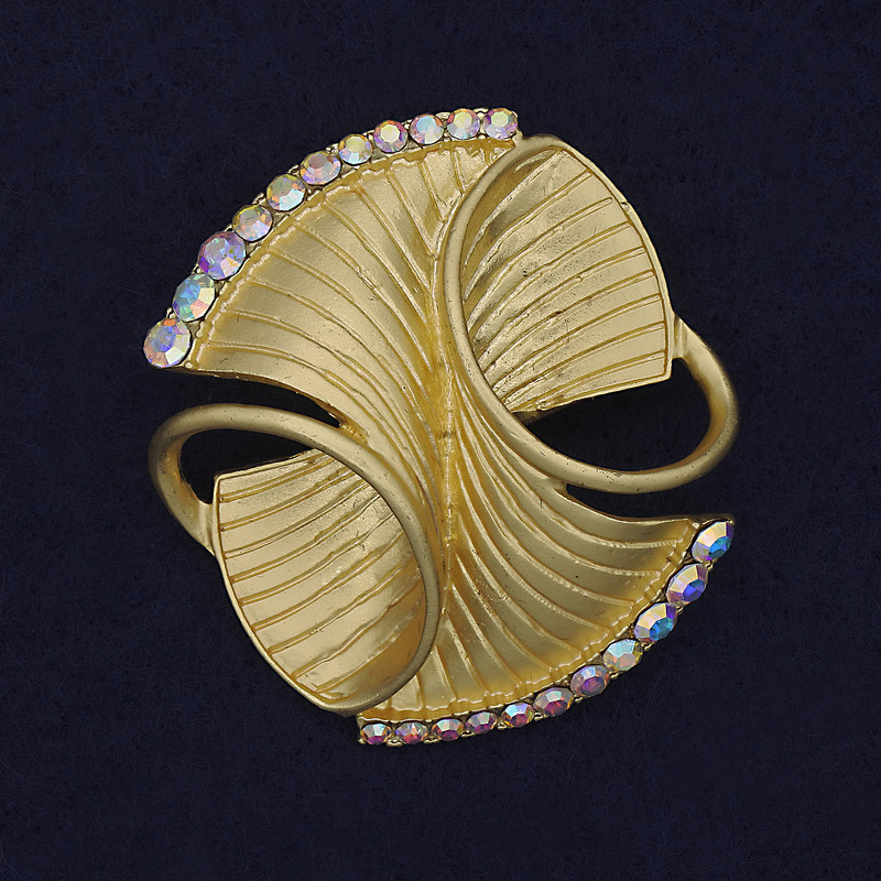 Brooch Accent Golden Pearl Iridescent Rhinestones Golden Metal 45x40mm+