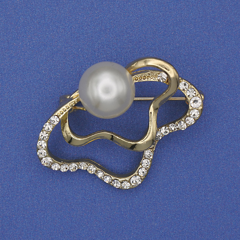 Brooch Accent Pearl (single) white rhinestones golden metal 37x30mm+
