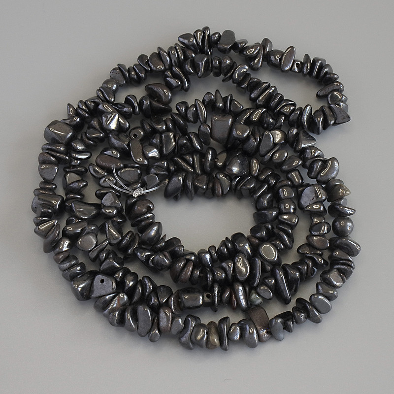 Hematite Chip Beads, 4-10×2-5 mm, string length ~78 cm on thread
