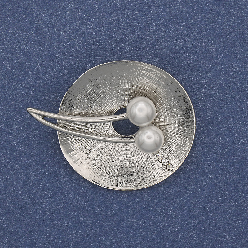 Brooch Accent with Pearls, Rhinestones, Silver-toned Metal 32x40mm+