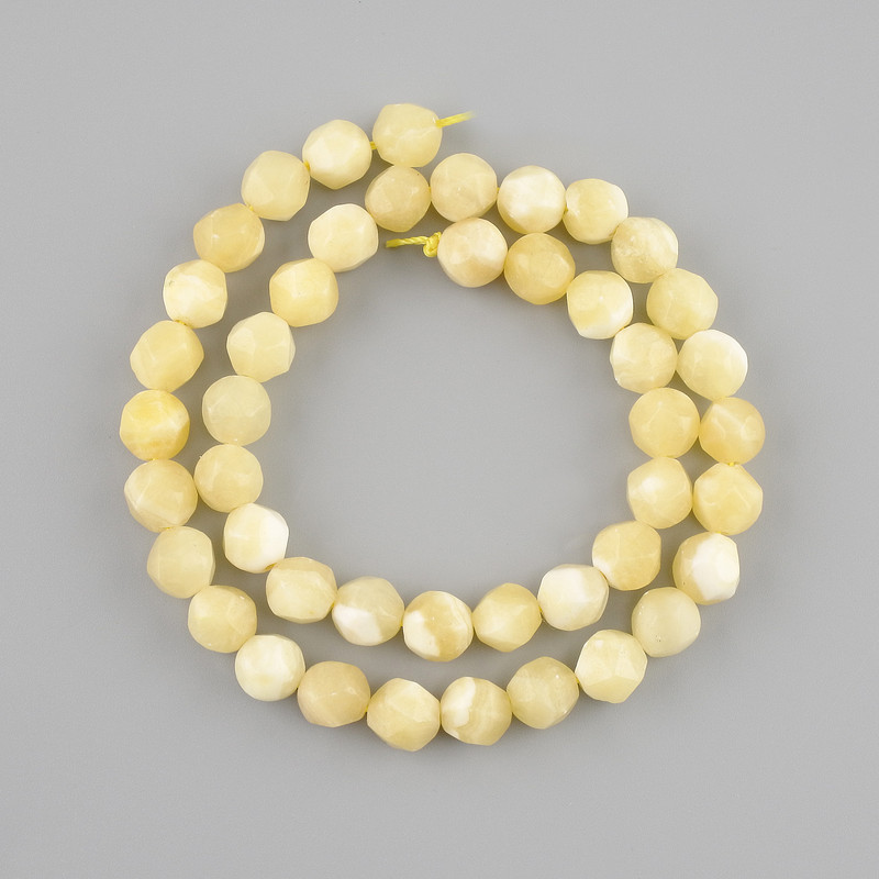 Yellow Agate beads faceted, diameter 8x7mm +/-, length 38cm +/- on a string