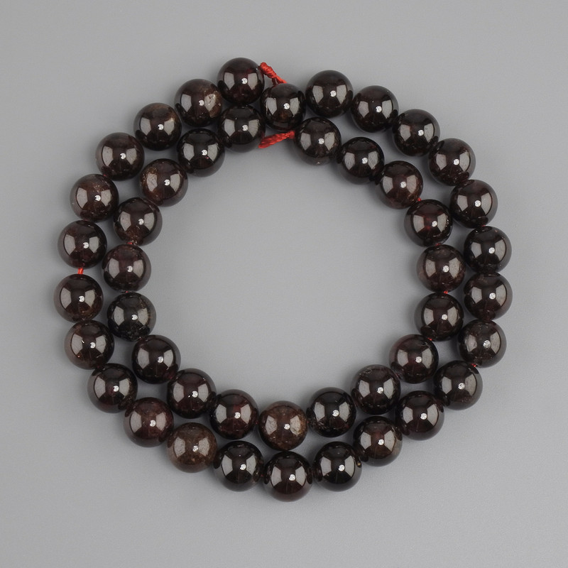 Garnet beads smooth round bead, diameter 9 mm ±, length 40 cm ±