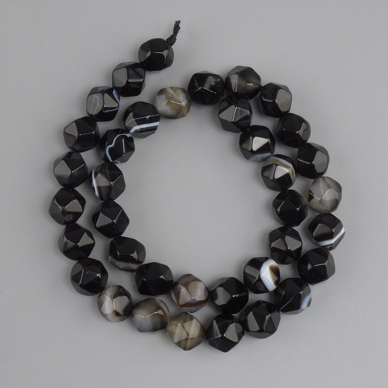 Agate beads faceted, diameter 10mm +/-, length 37cm +/-