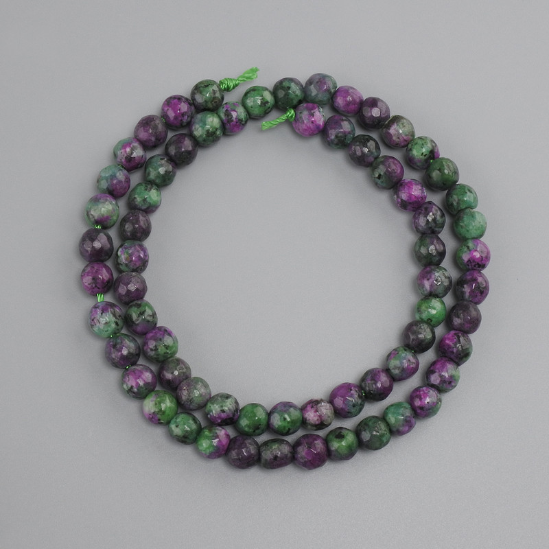 Zoisite beads, faceted round bead, diameter 6mm ±, length 39cm ± on a thread