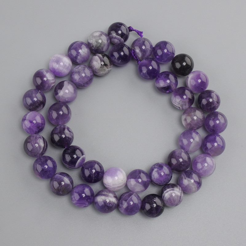 Amethyst beads, smooth round bead, diameter 10mm+/-, length 39cm+/- on a string