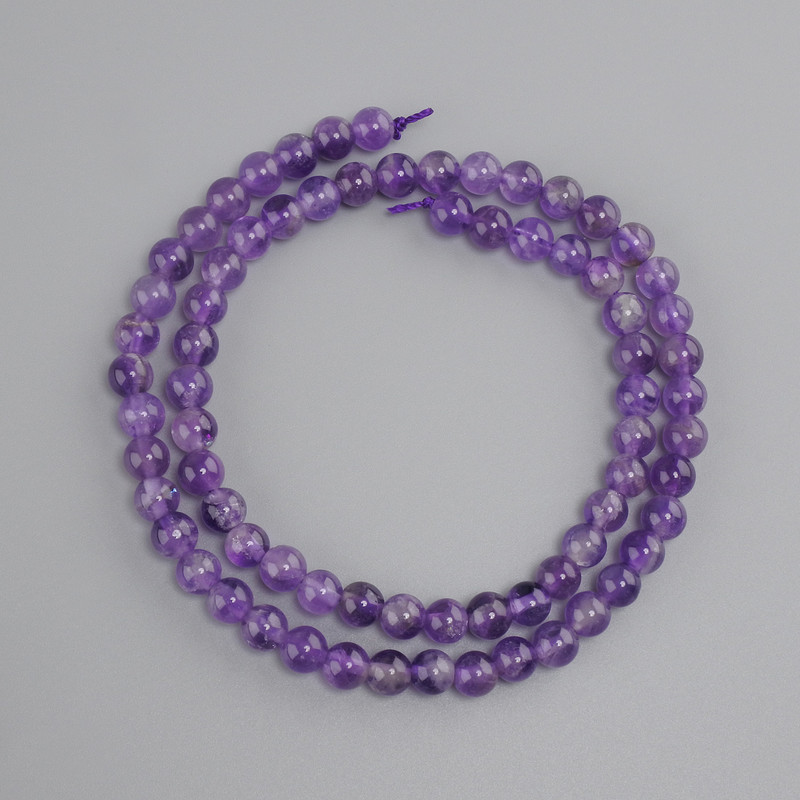 Amethyst beads, smooth ball, diameter 6mm +-, length 39cm +-, on a string