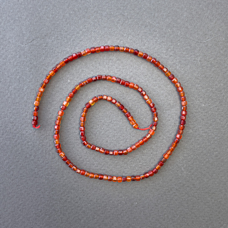 Carnelian Beads on Thread Natural Stone Cube, diameter 2.5×2.5mm, length 39cm